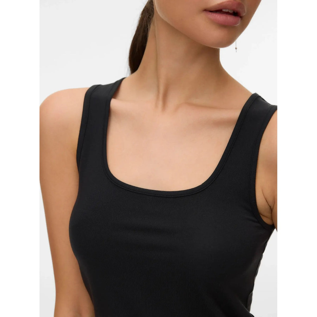 Vero Moda Tops Ar Lencītēm Sievietēm