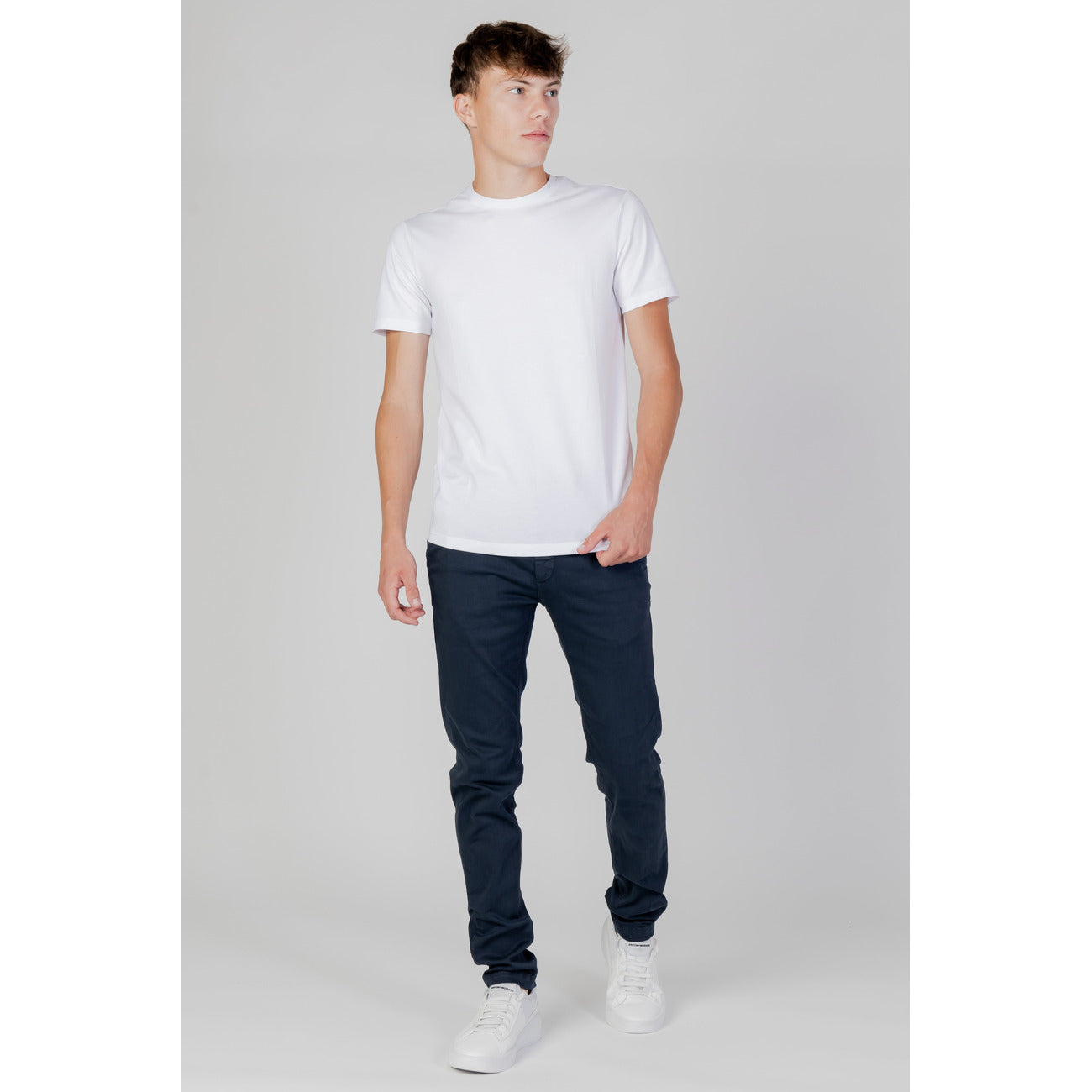 Armani Exchange T-krekls Vīriešiem