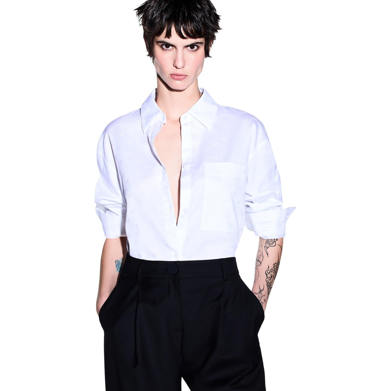 Armani Exchange Krekls Sievietēm