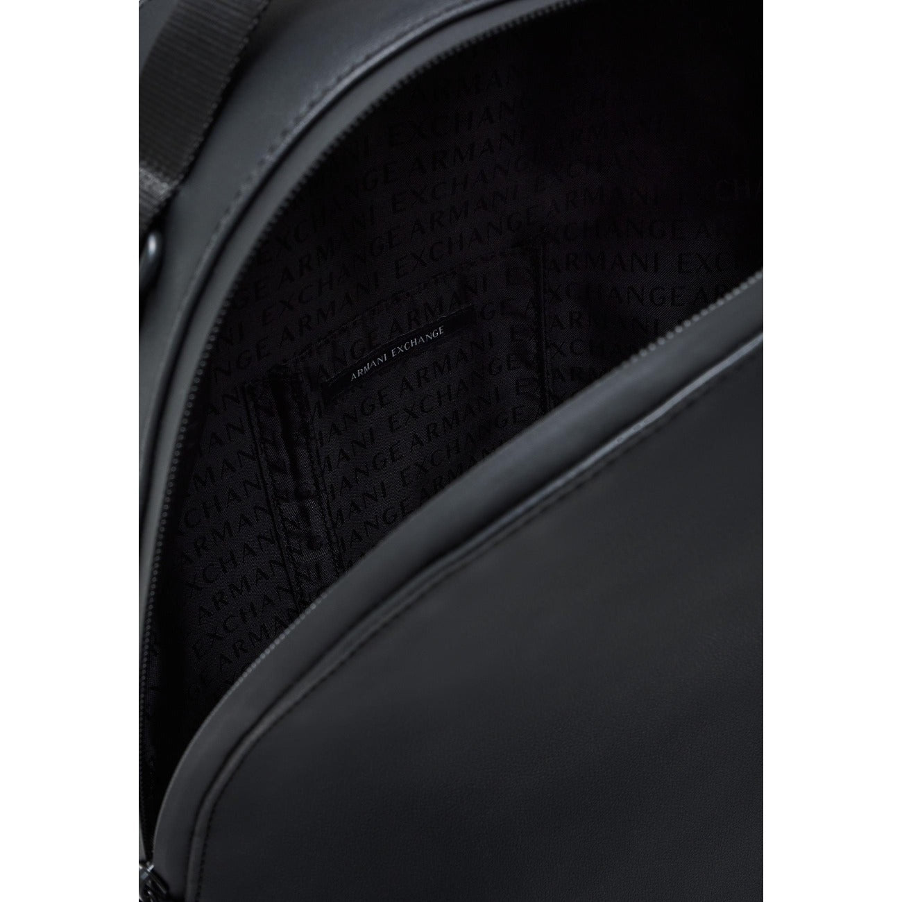 Armani Exchange Soma Vīriešiem