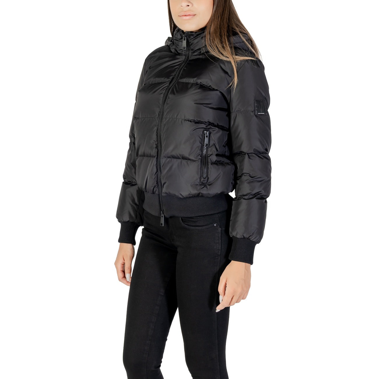 Armani Exchange Jaka Sievietēm