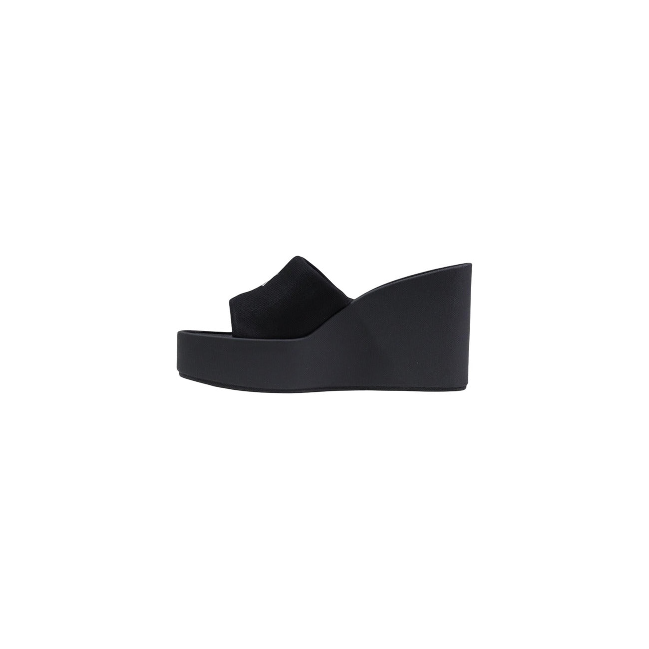 Calvin Klein Women's Slippers