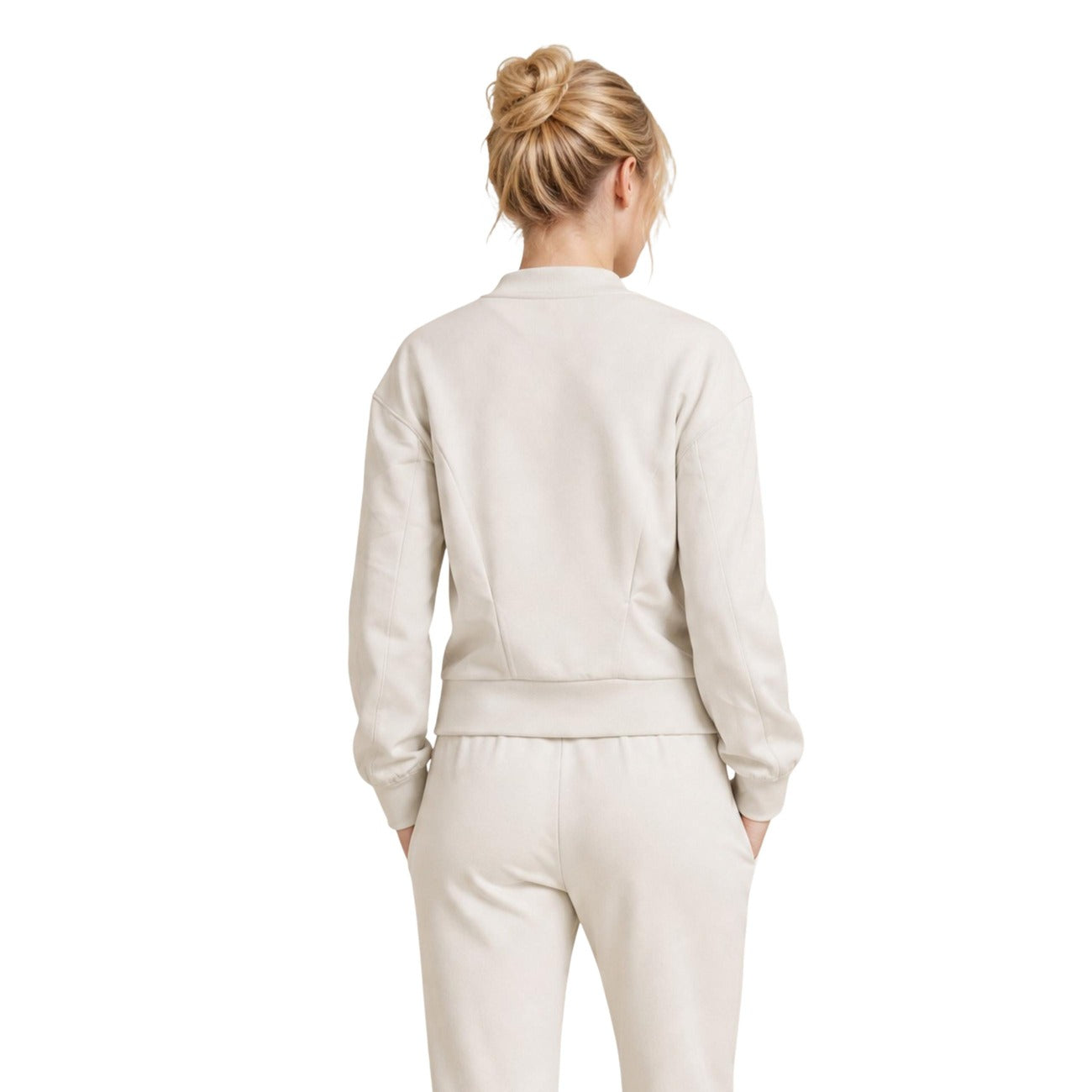 Armani Exchange Pulovers Sievietēm